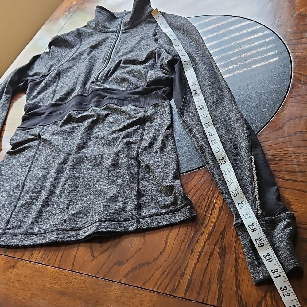 Lululemon Full Tilt Half Zip Pullover Size 8 - Picture 15 of 16